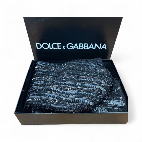 NWOT Dolce & Gabbana Wool Blend Black Knitted Sequin Hood Scarf Shawl Wrap - Picture 5 of 6